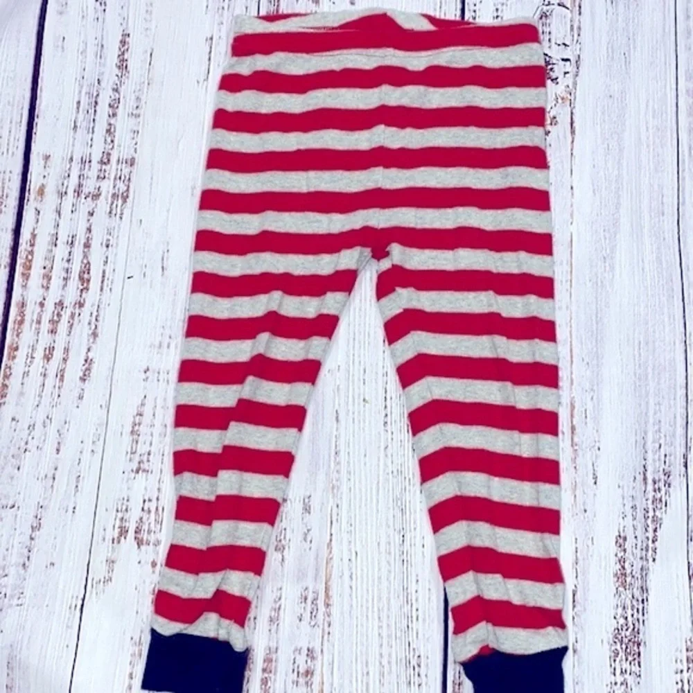 Carters Christmas pajama set size 24 months
